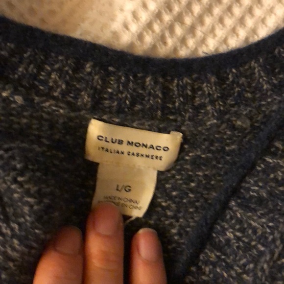 Club Monaco Cashmere Sweater - Picture 2 of 3